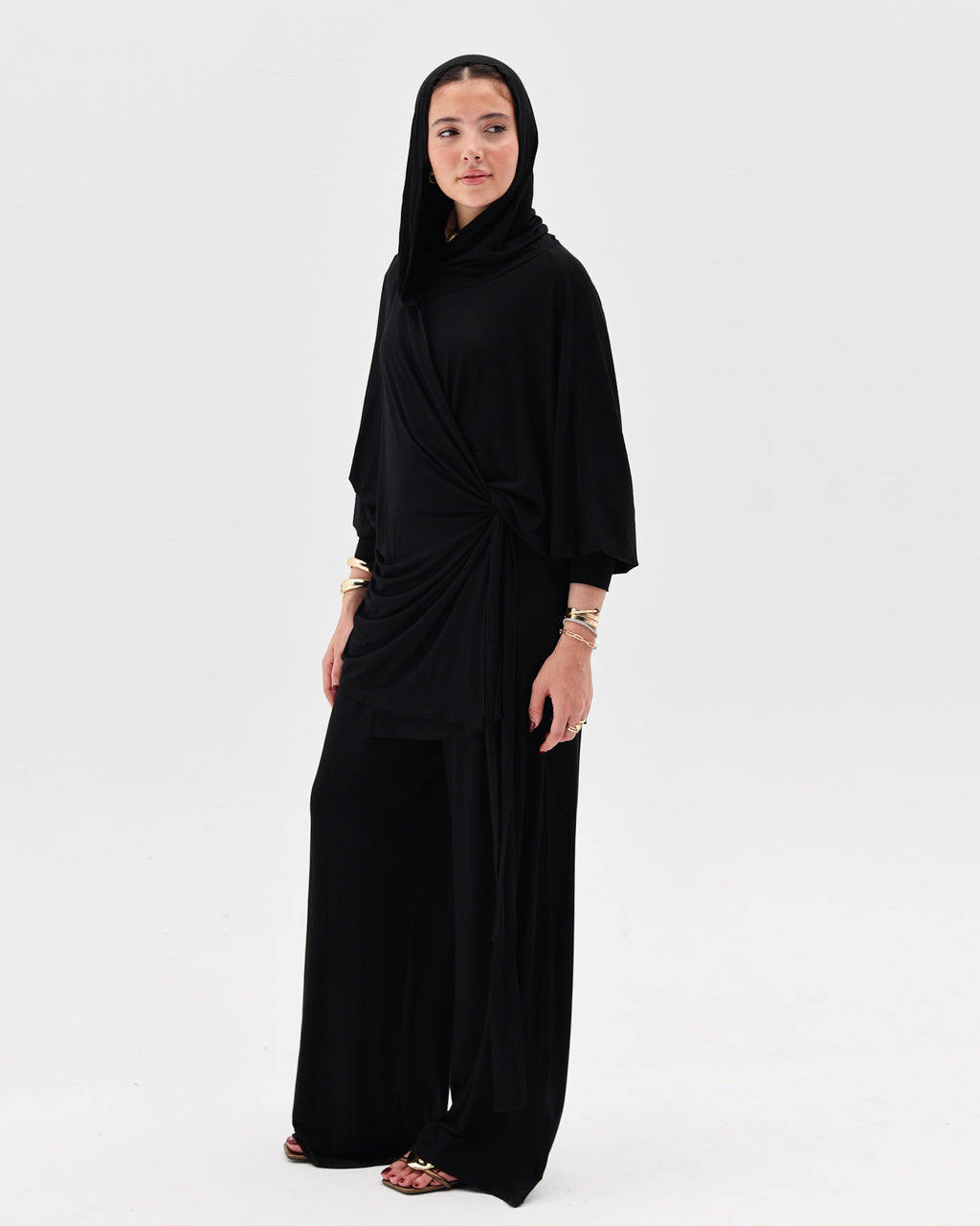 The hooded set in black