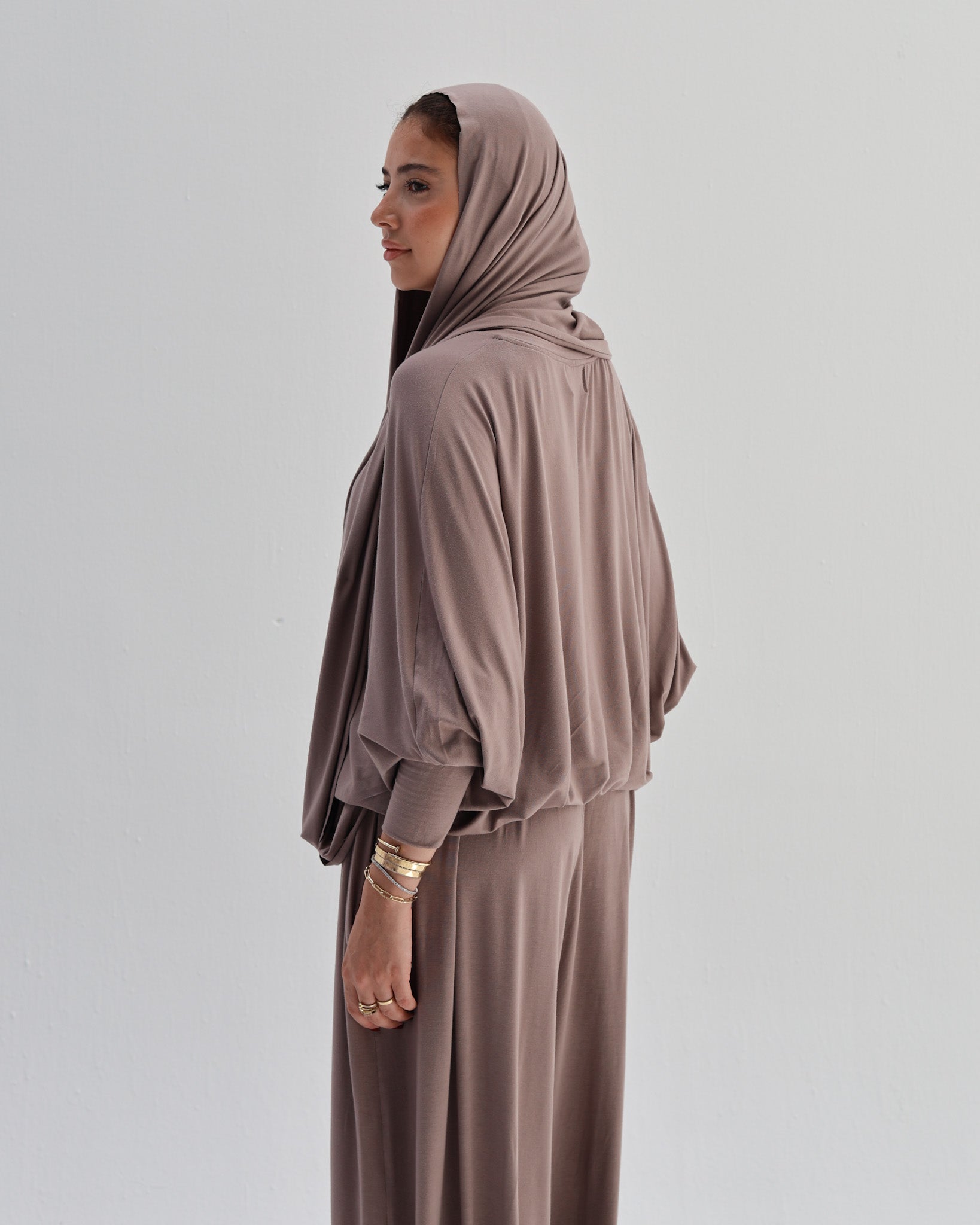 The balaclava set in greige (preorder within a week)