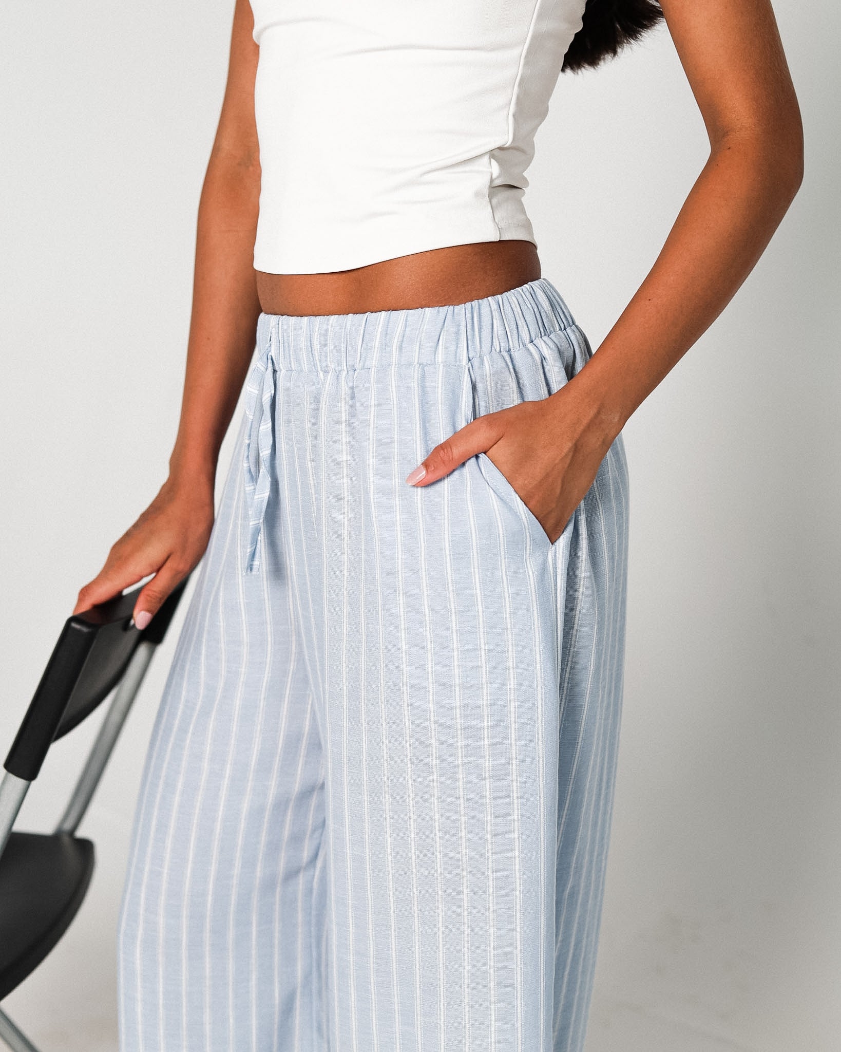 The striped linen pants