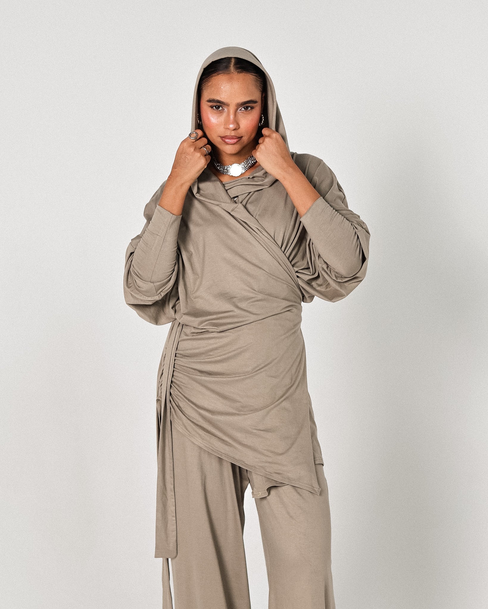 The hooded sand set